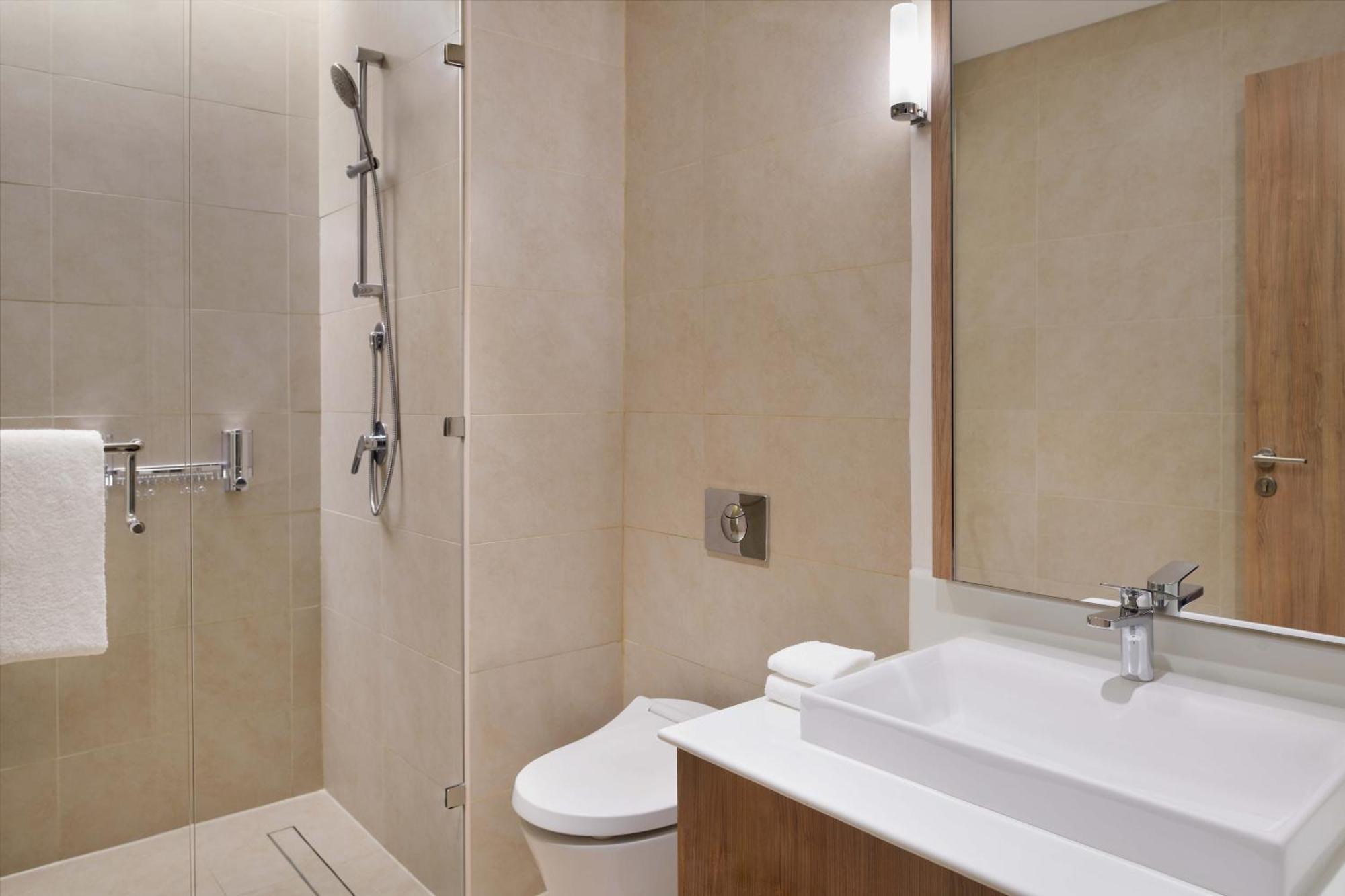 Element By Westin Center 5* الدوحة